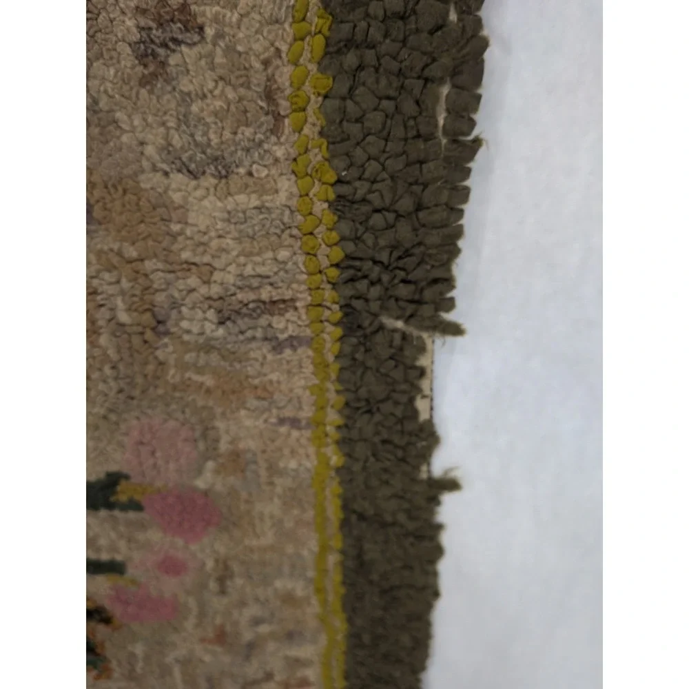 VTG Antique Hooked Rug Large 76